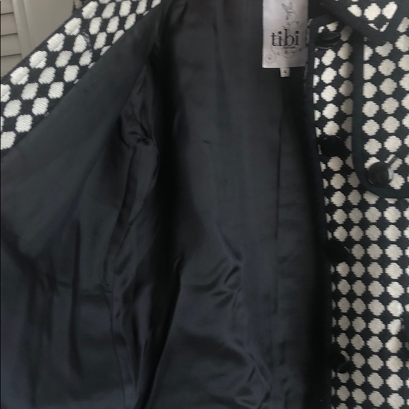 Tibi Black/white coat, size 4 - Picture 8 of 8
